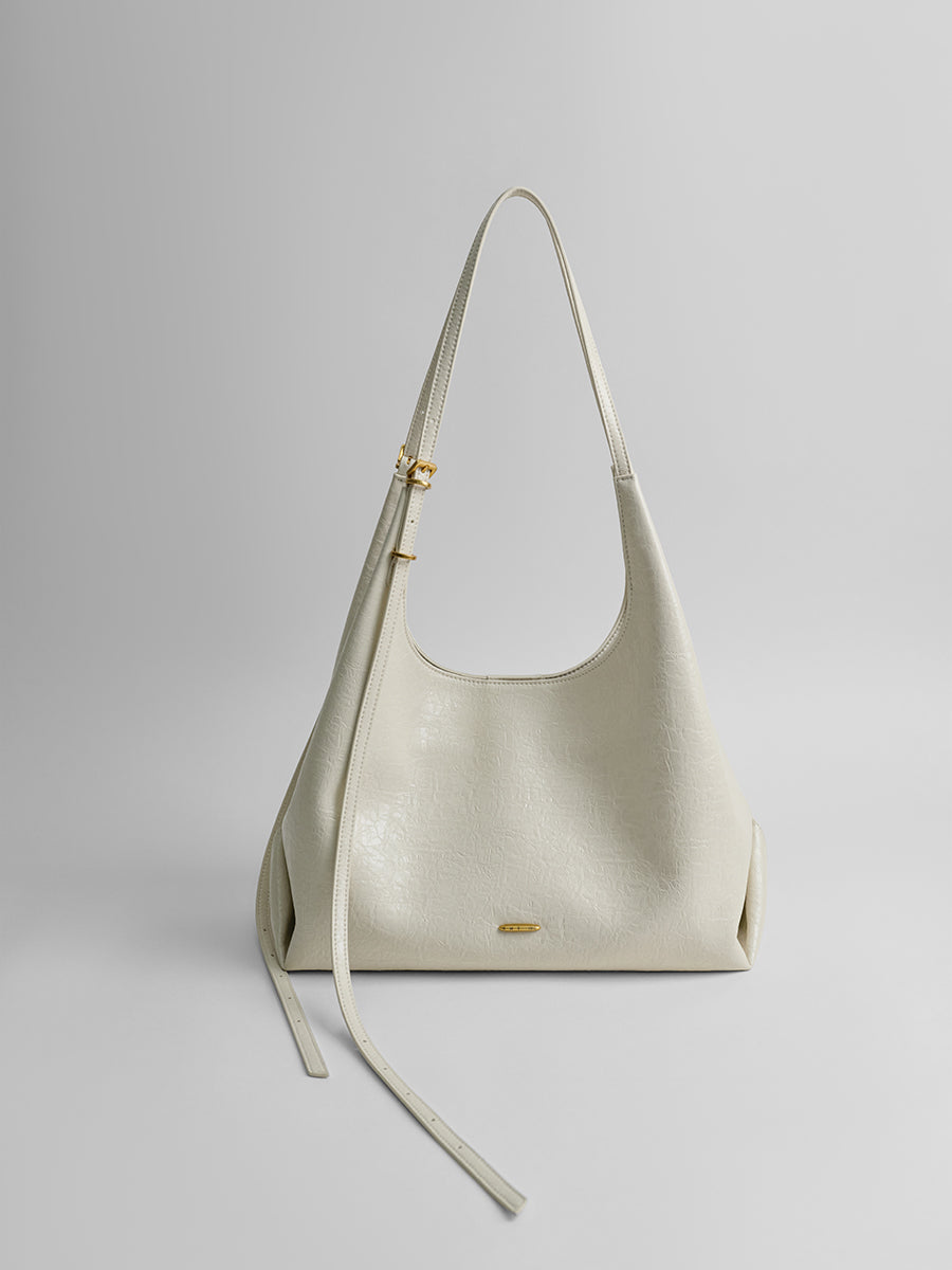Cracked leather tote bag
