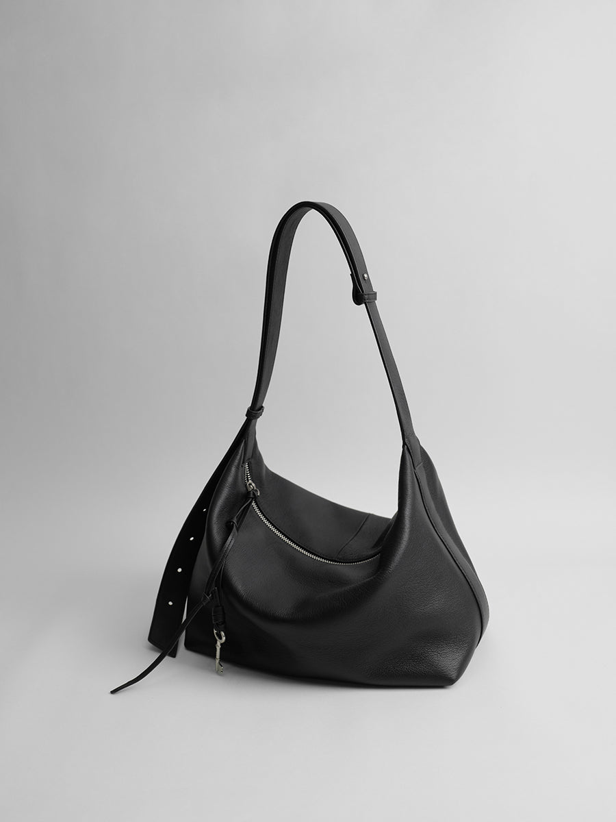 First-layer cowhide hobo bag