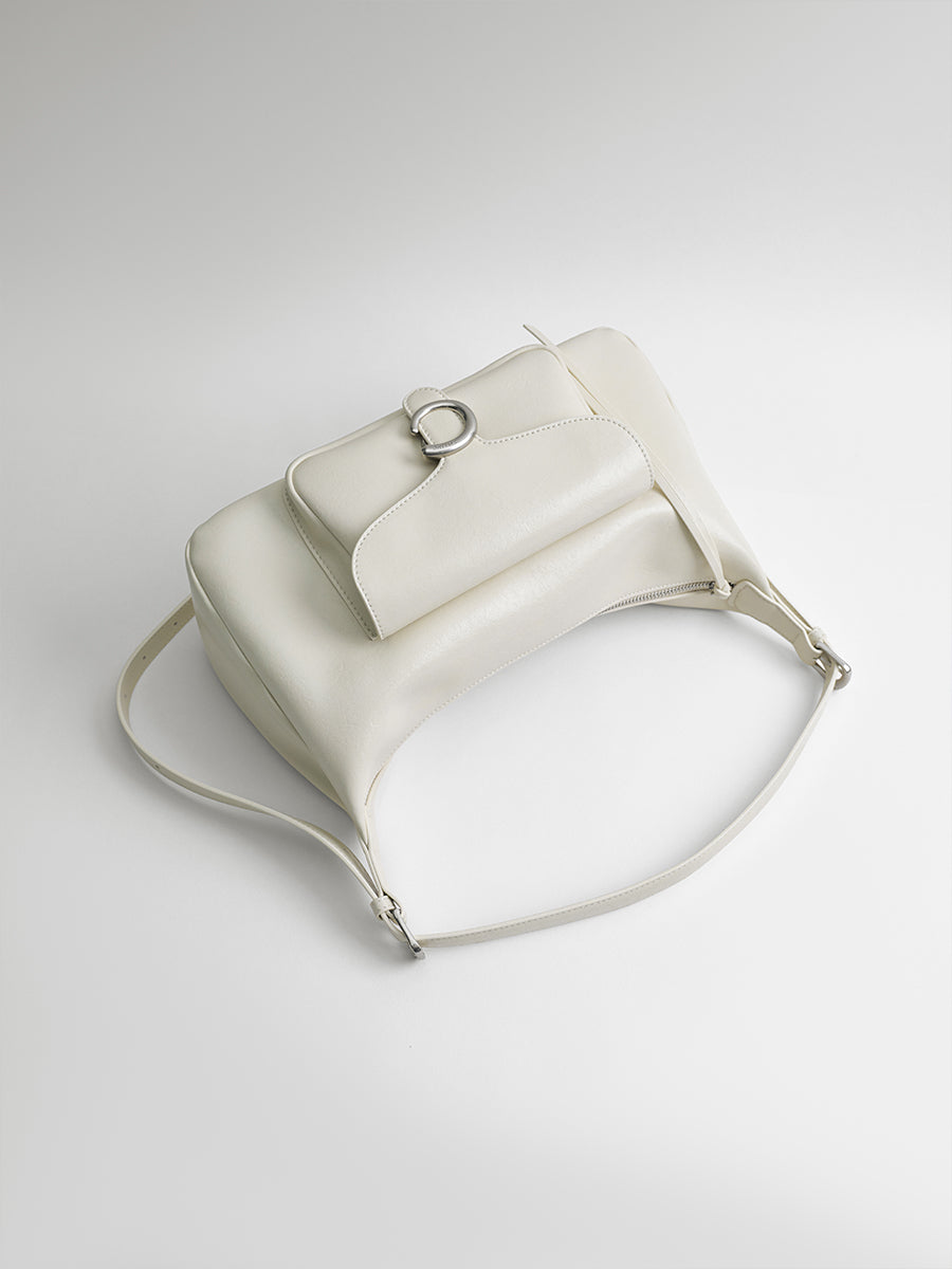 Design-conscious commuter tote bag
