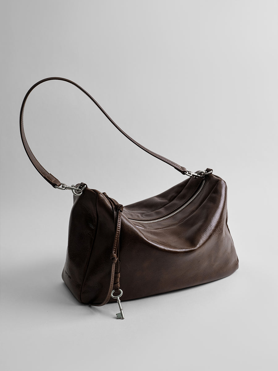 First-layer cowhide hobo bag