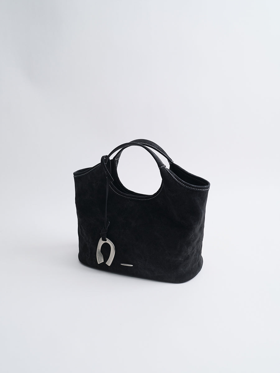 New lightweight luxury bucket bag