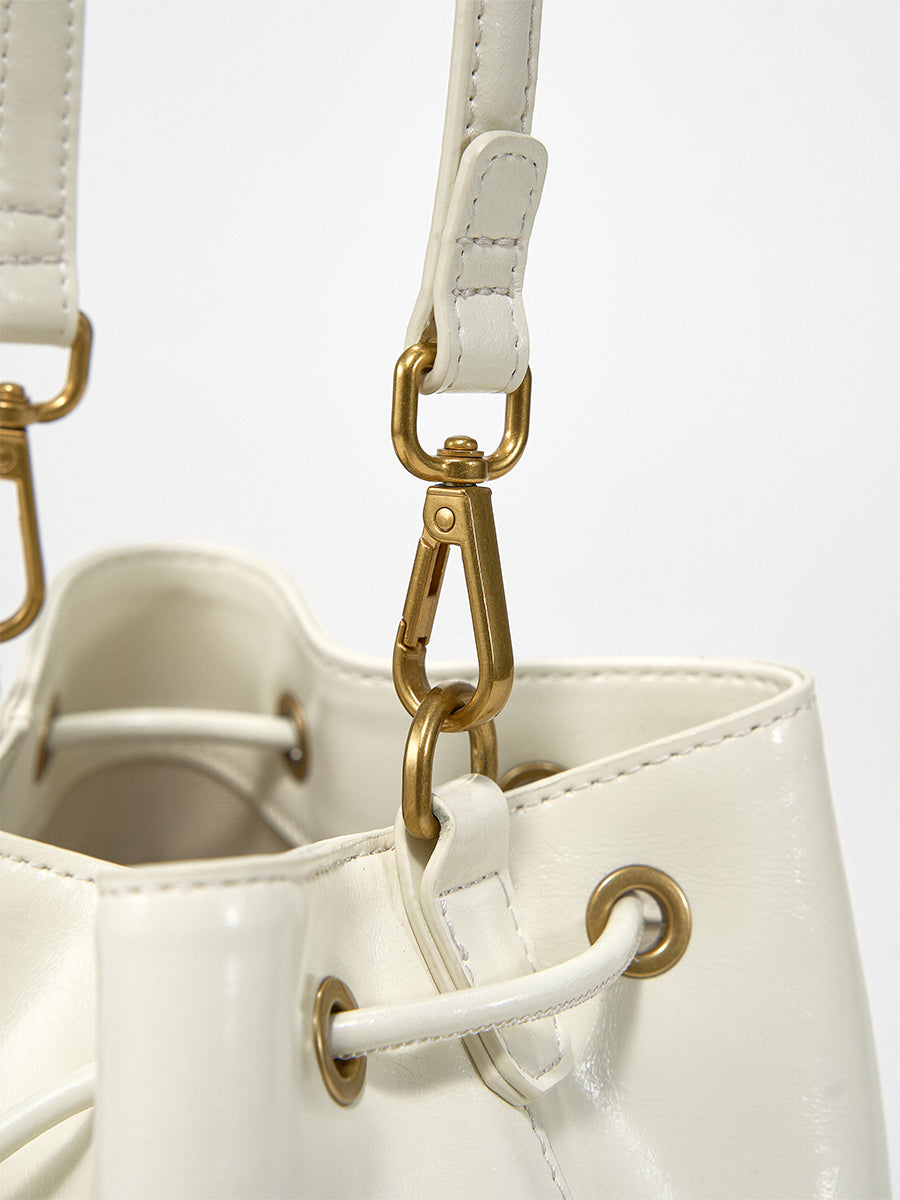 Echo-Bucket Bag