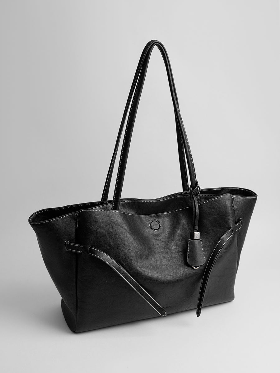 Large-capacity tote bag