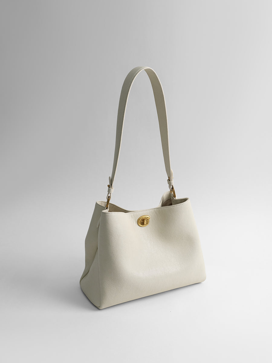 Minimalist, versatile bucket bag