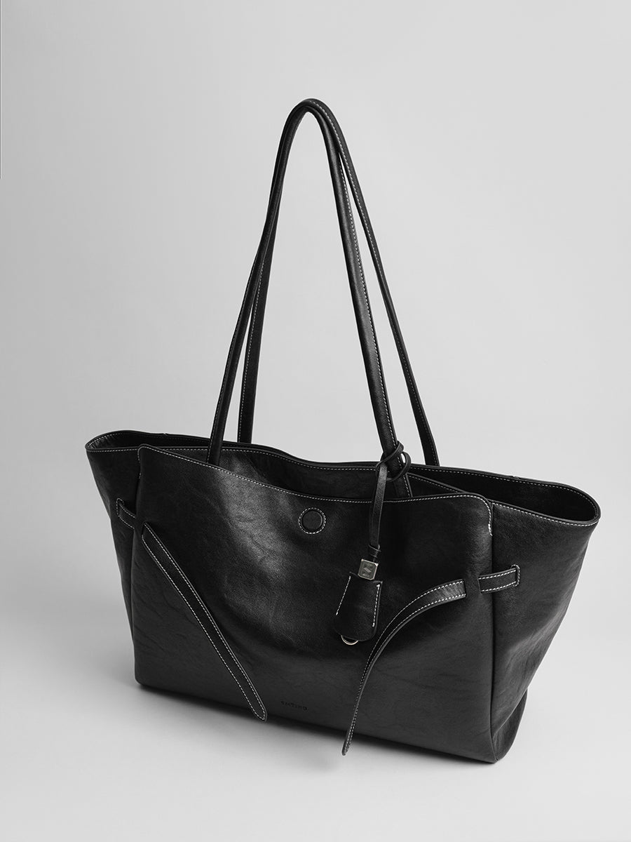 Large-capacity tote bag