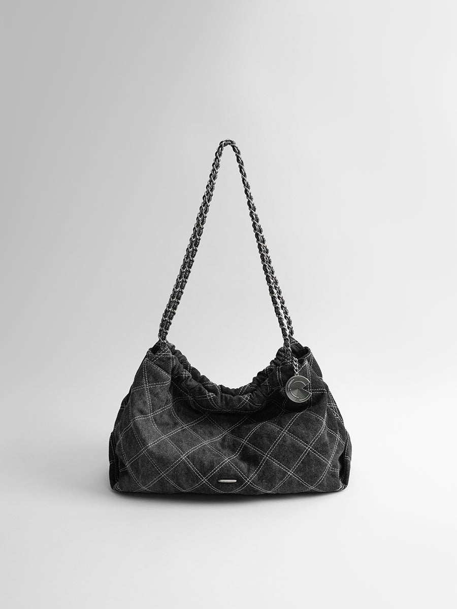 New tie-dye denim chain bag