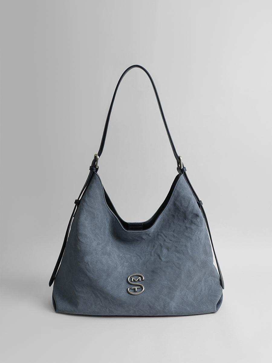 Wrinkled large-capacity shoulder bag