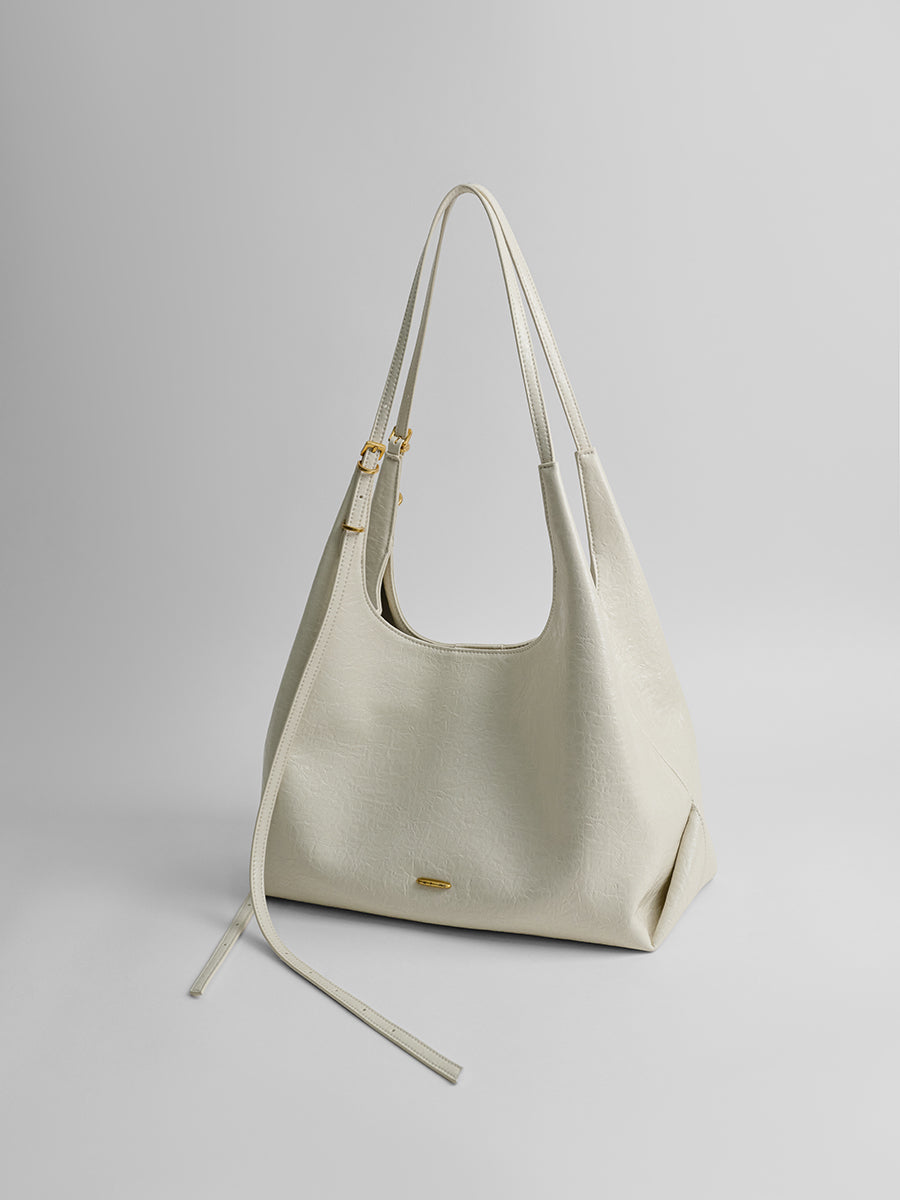 Cracked leather tote bag
