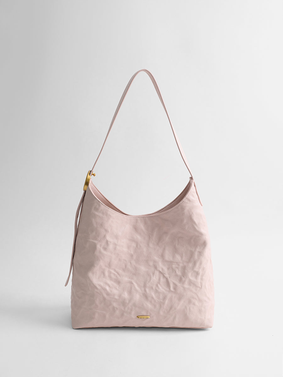 Sartorial tote bag with a niche design