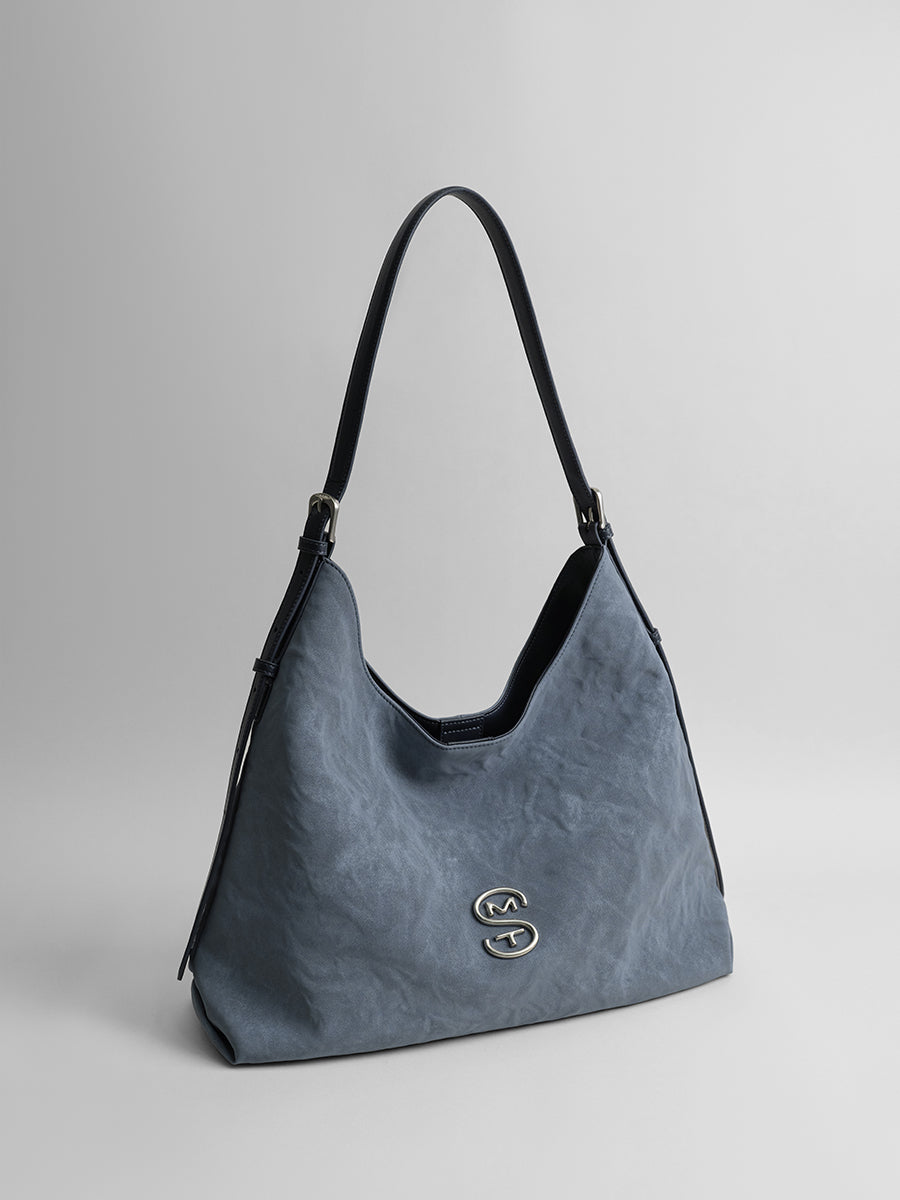 Wrinkled large-capacity shoulder bag