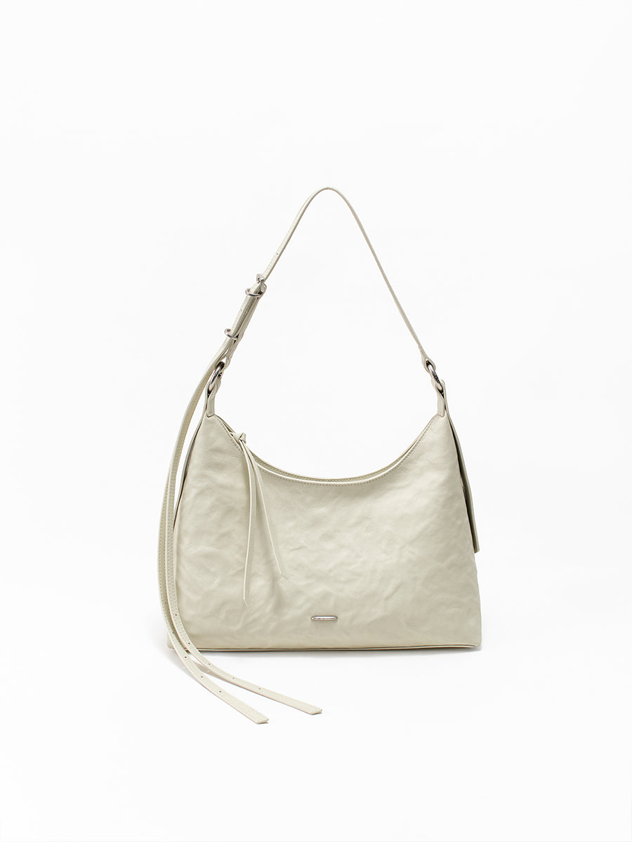 Relaxed hobo armpit bag