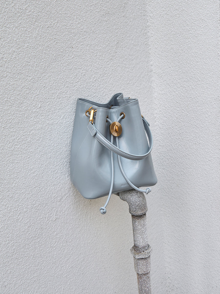 Echo-Bucket Bag