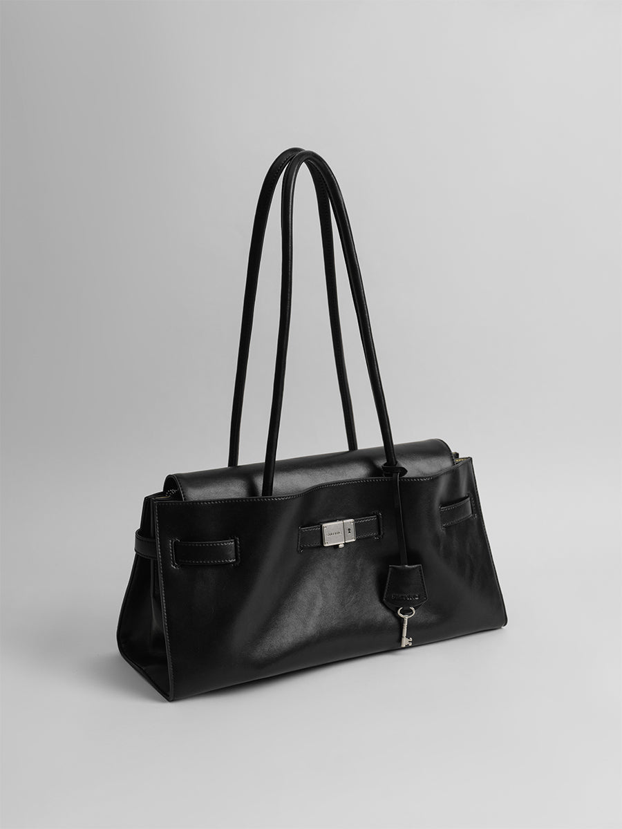 Advanced Sensation Commuter Shoulder Bag