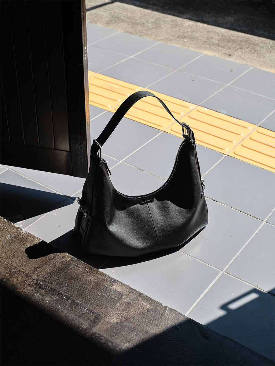BOOKISH TOTE COLLECTION TOTE BAG