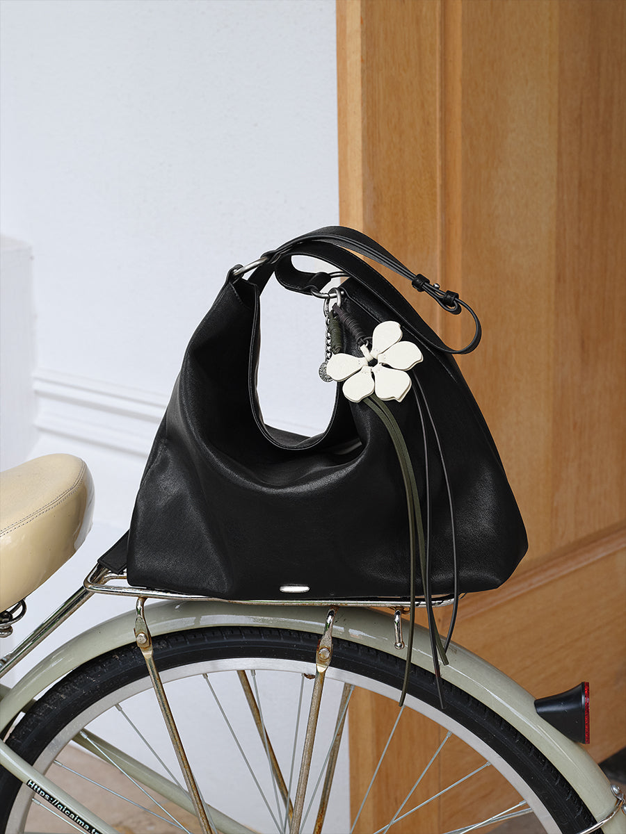 Large-capacity tote bag