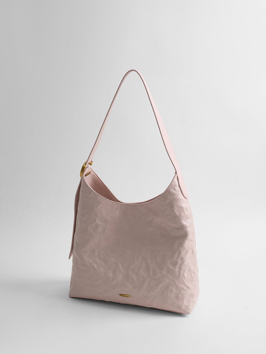 Sartorial tote bag with a niche design