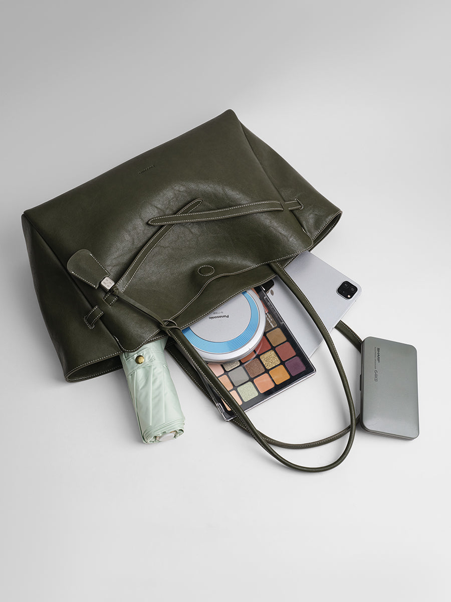 Large-capacity tote bag