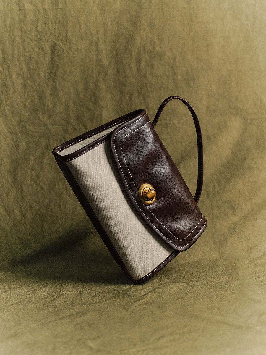 Simple and versatile envelope bag