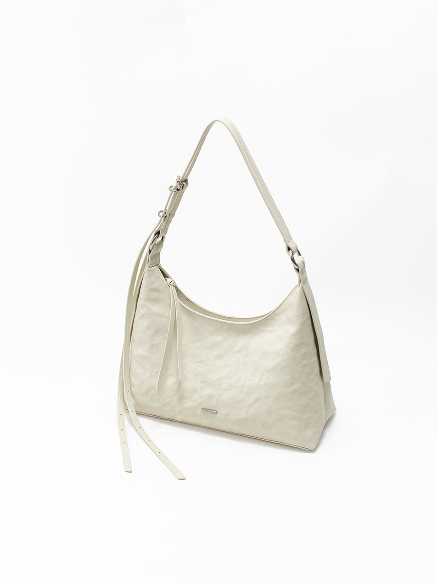 Relaxed hobo armpit bag