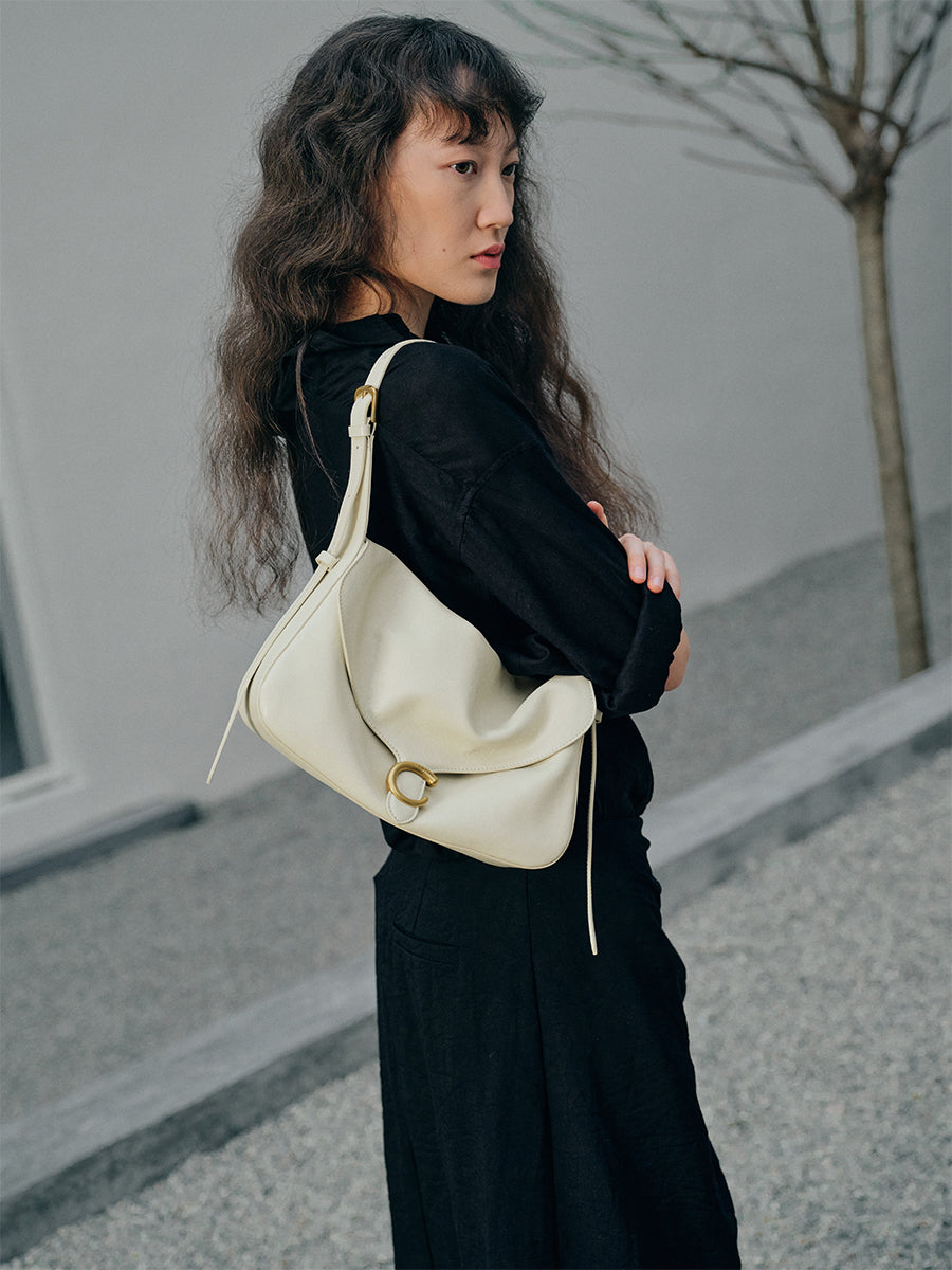 Classic flap tote bag
