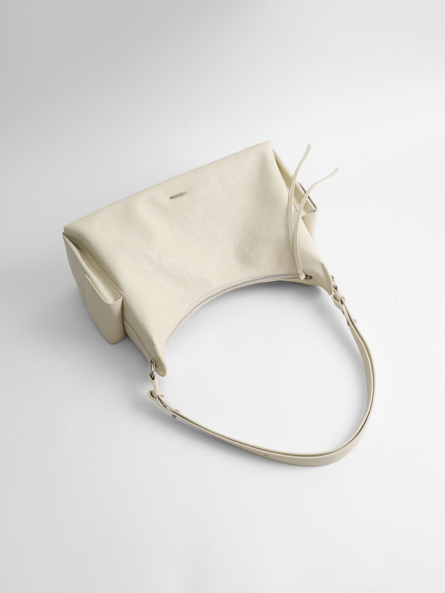 Relaxed single-shoulder hobo bag