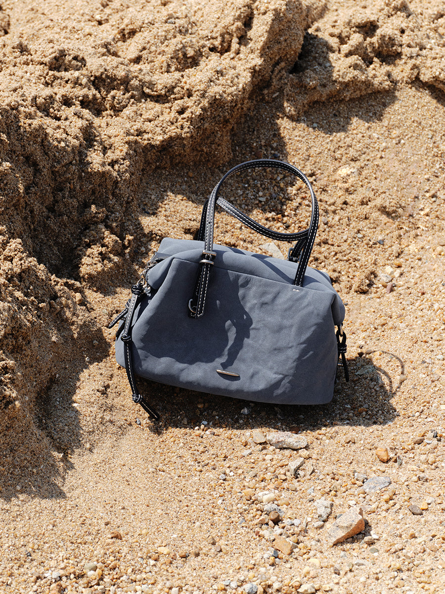 Handheld Boston bag