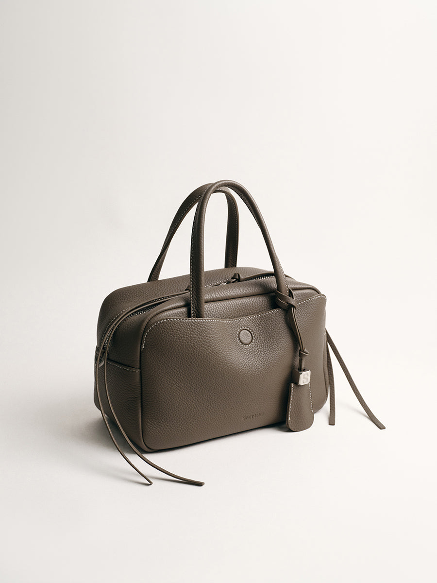 FIRST-LAYER COWHIDE BOSTON BAG