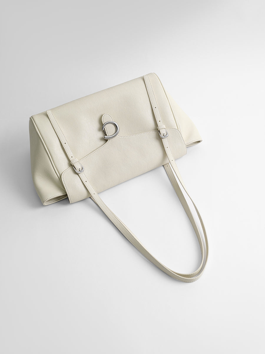 Luxury lightweight tote bag with premium feel