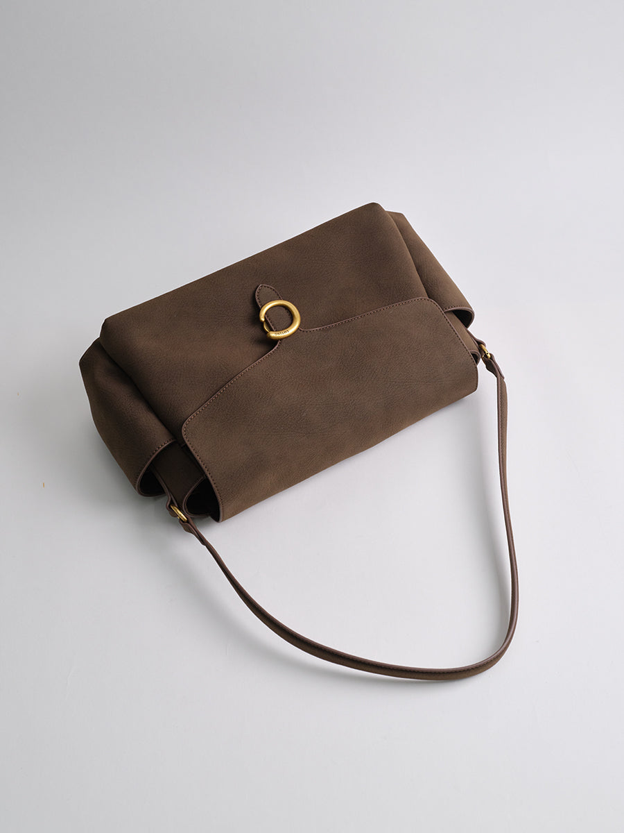Versatile single-shoulder underarm bag