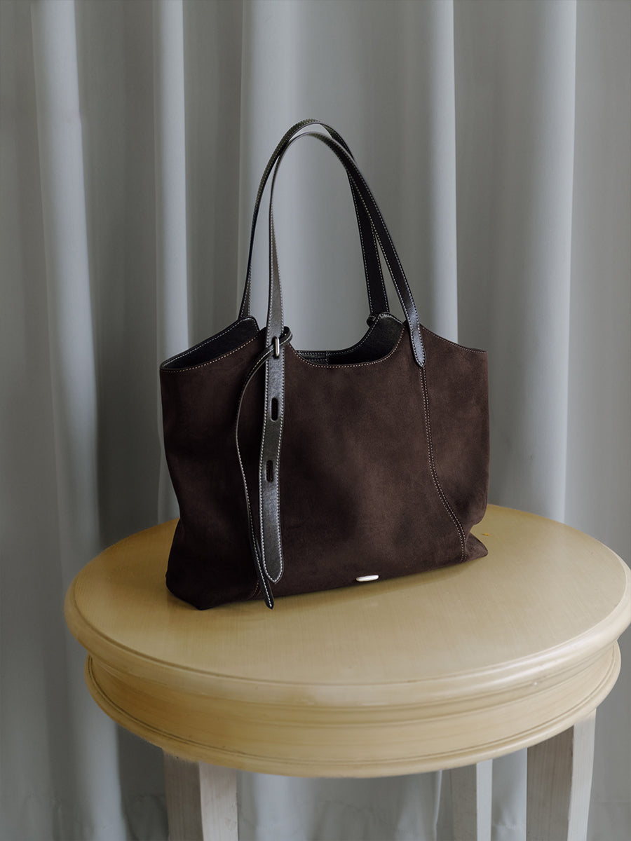 Large-capacity tote bag