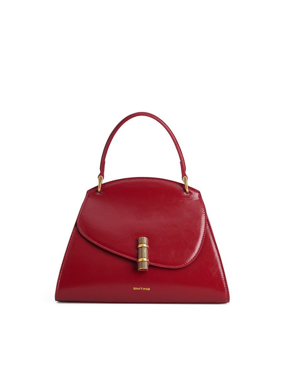 Fashionable and sophisticated handbag crossbody bag