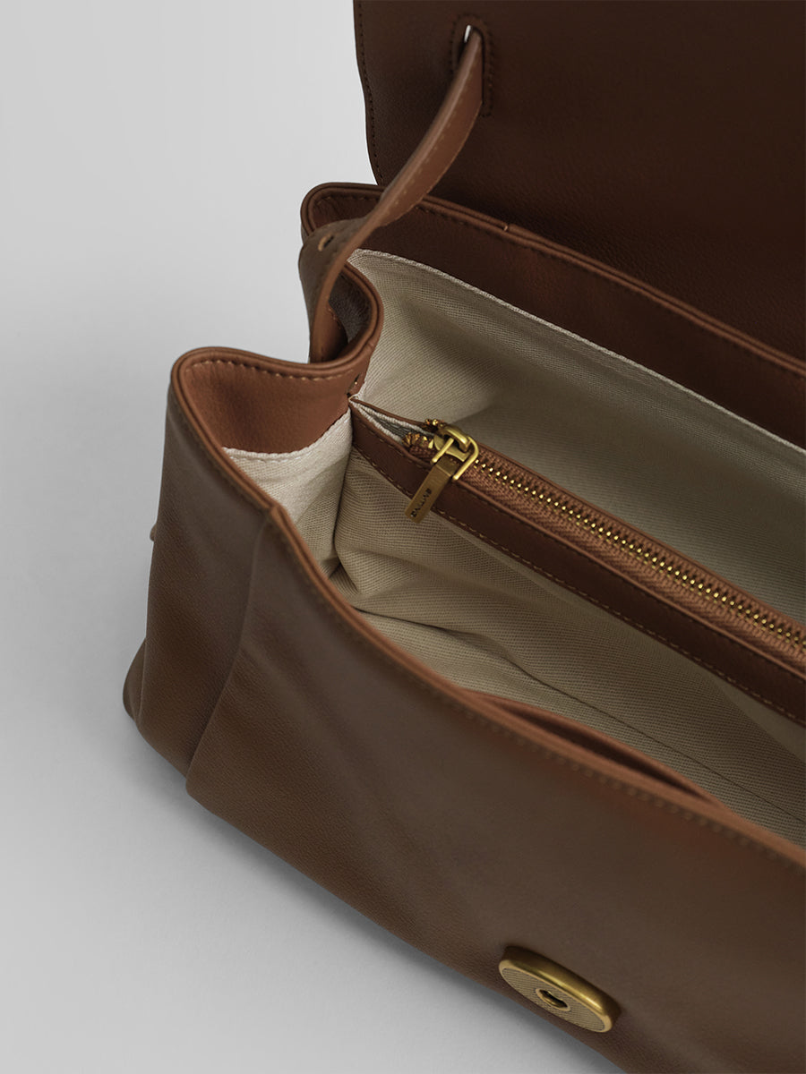 First-layer cowhide underarm bag