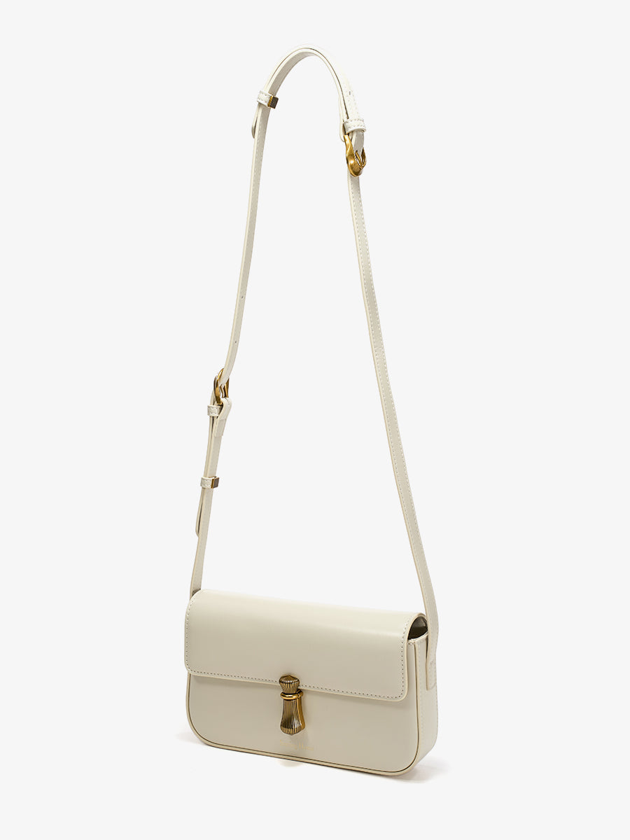 First Look-Underarm Square Bag