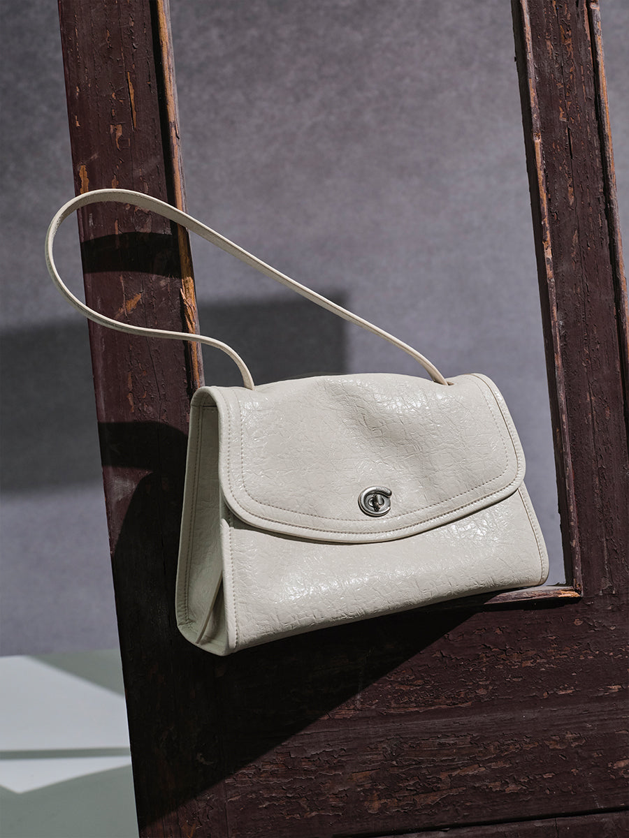 Light luxury niche messenger bag