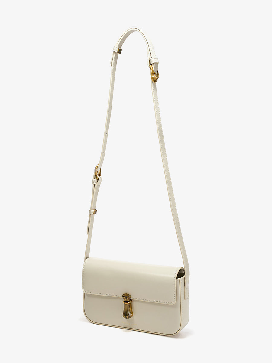 First Look-Underarm Square Bag