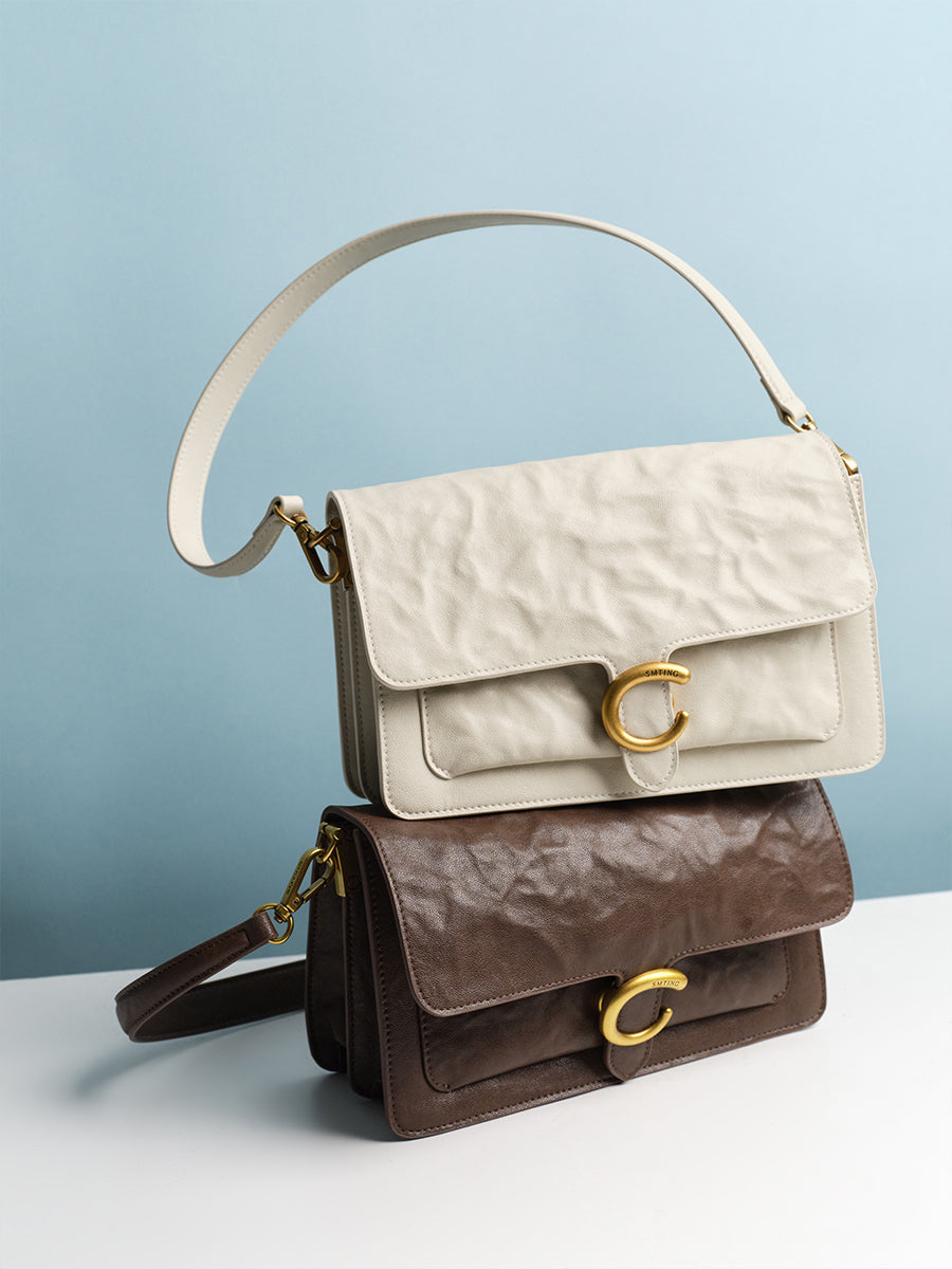 Shoulder bag under the armpit