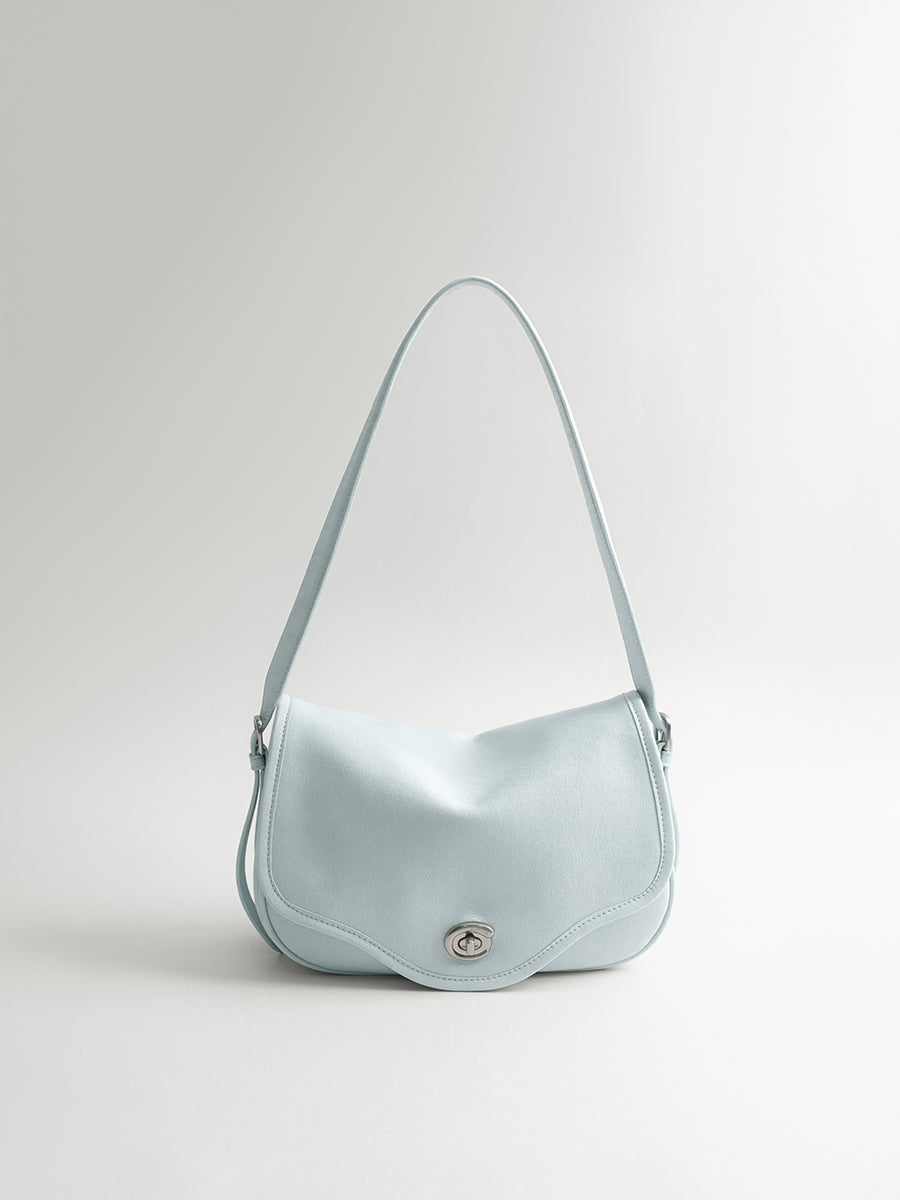 Luxurious lightweight shoulder bag with premium feel