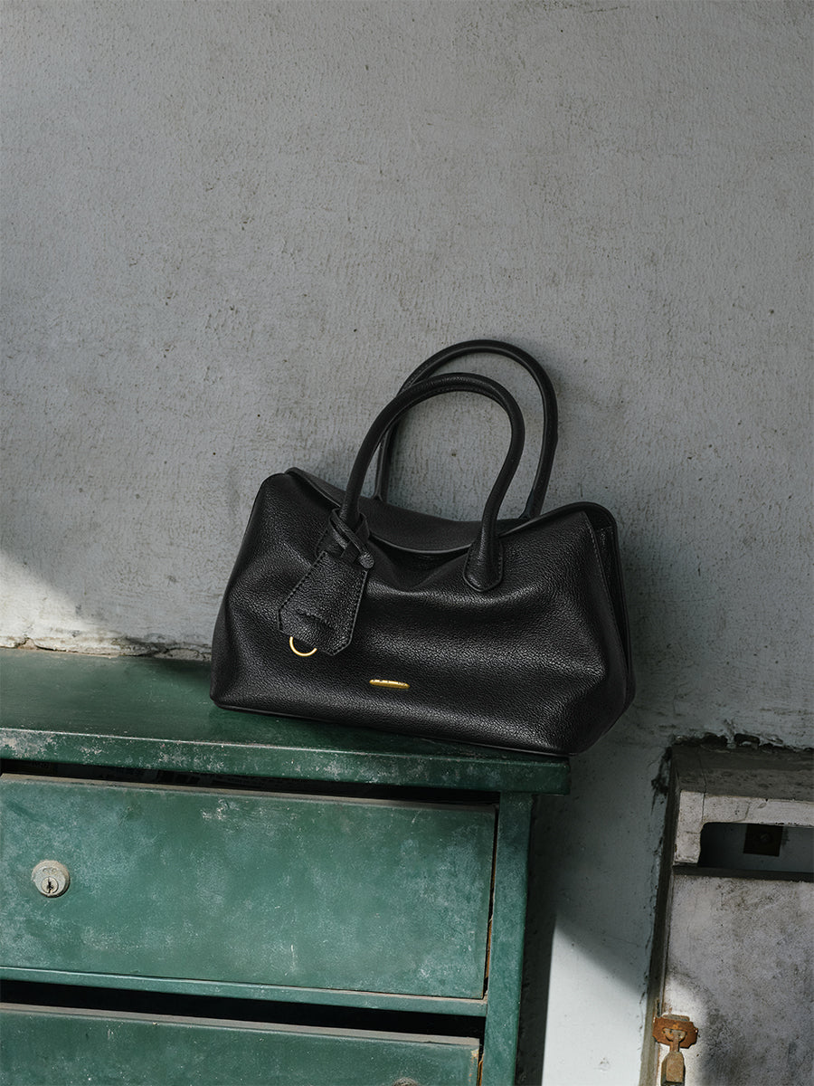 Retro Luxury Pillow Bag