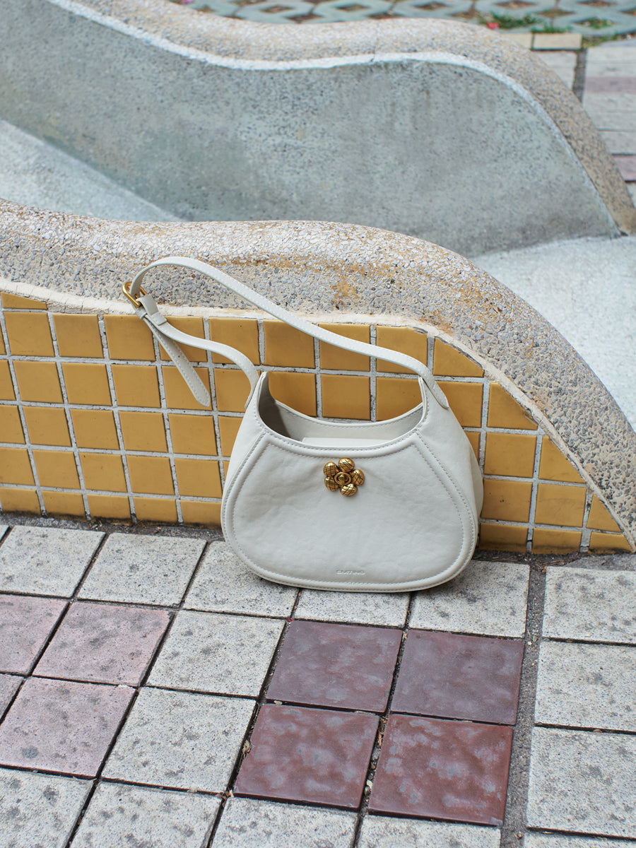 Croquembouche-Underarm Bag Saddle Bag