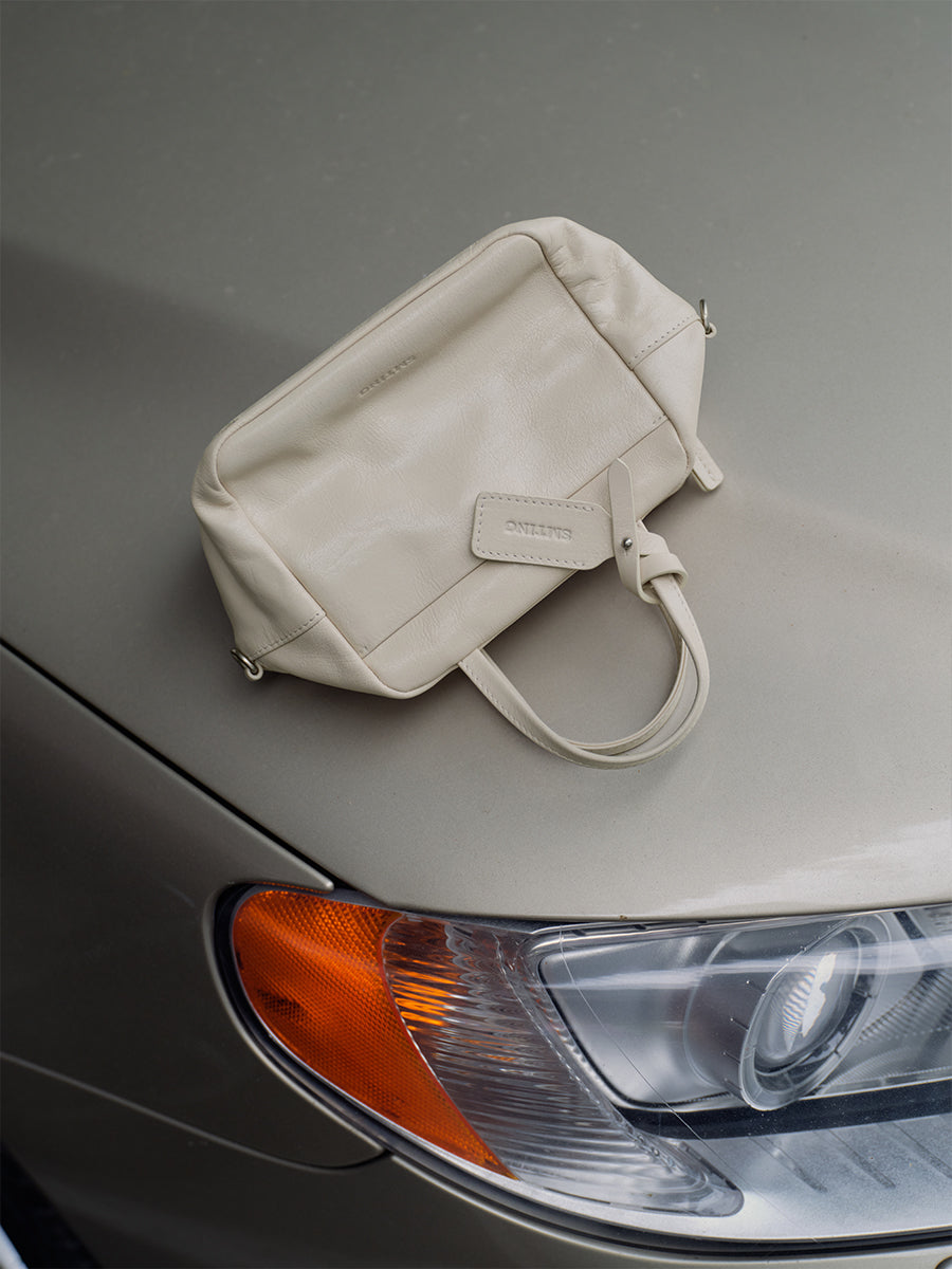 Head-layer cowhide box bag
