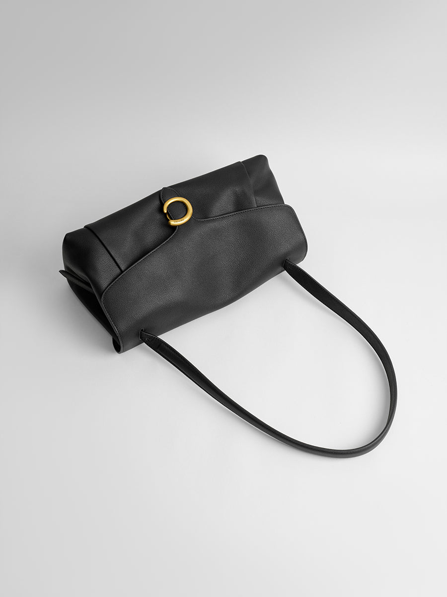 First-layer cowhide underarm bag