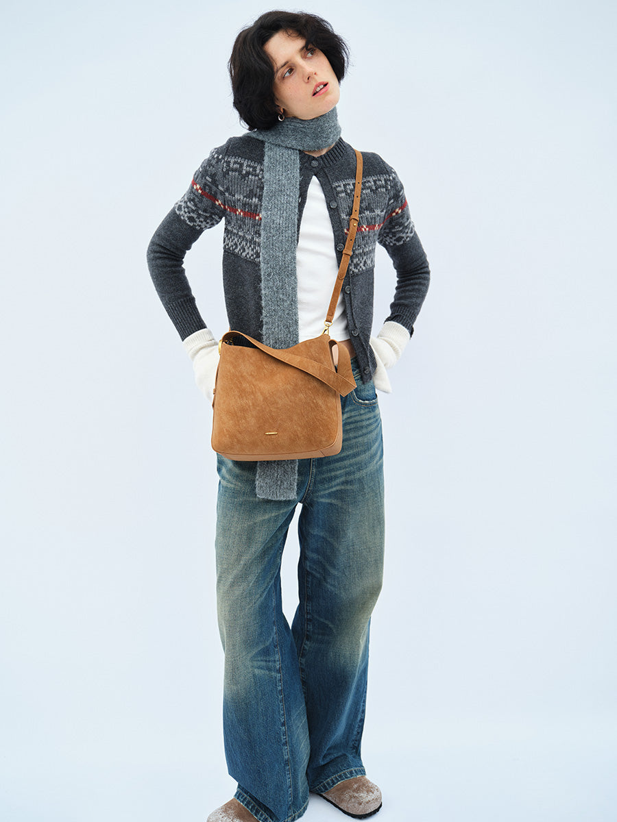 Textured minimalist luxury commuting tote bag