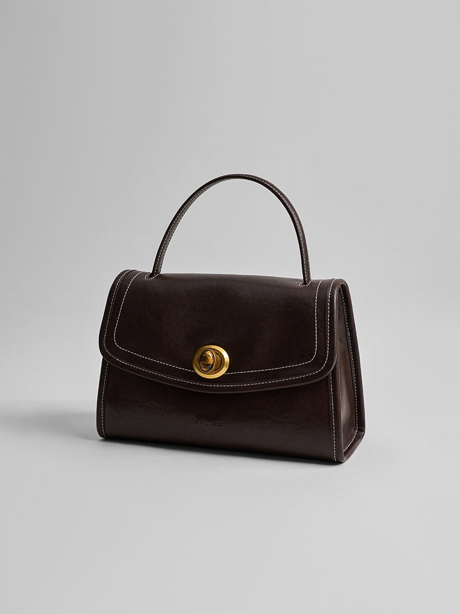 Simple and versatile envelope bag