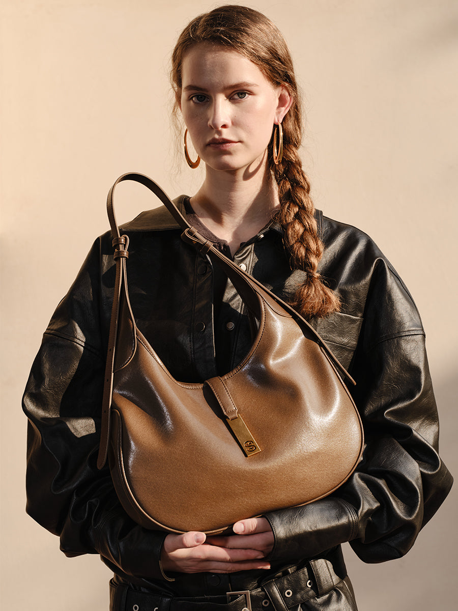 Follow The Wind-Underarm Tote Bag