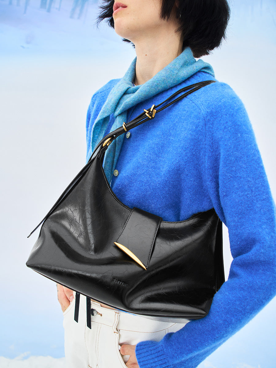 Elegant underarm hobo bag