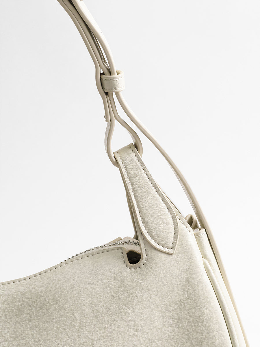 Relaxed designer hobo bag