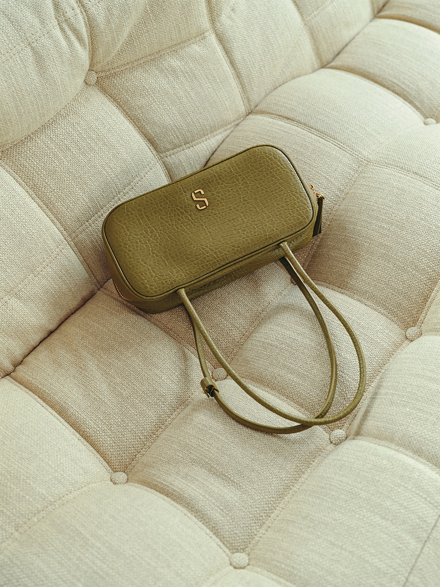 New Light Luxury Boston Bag