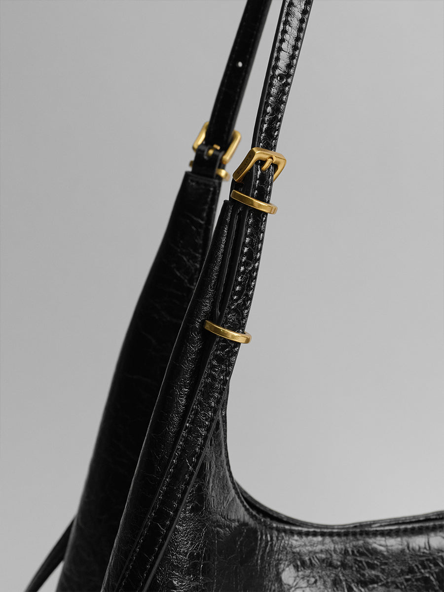 Cracked leather tote bag