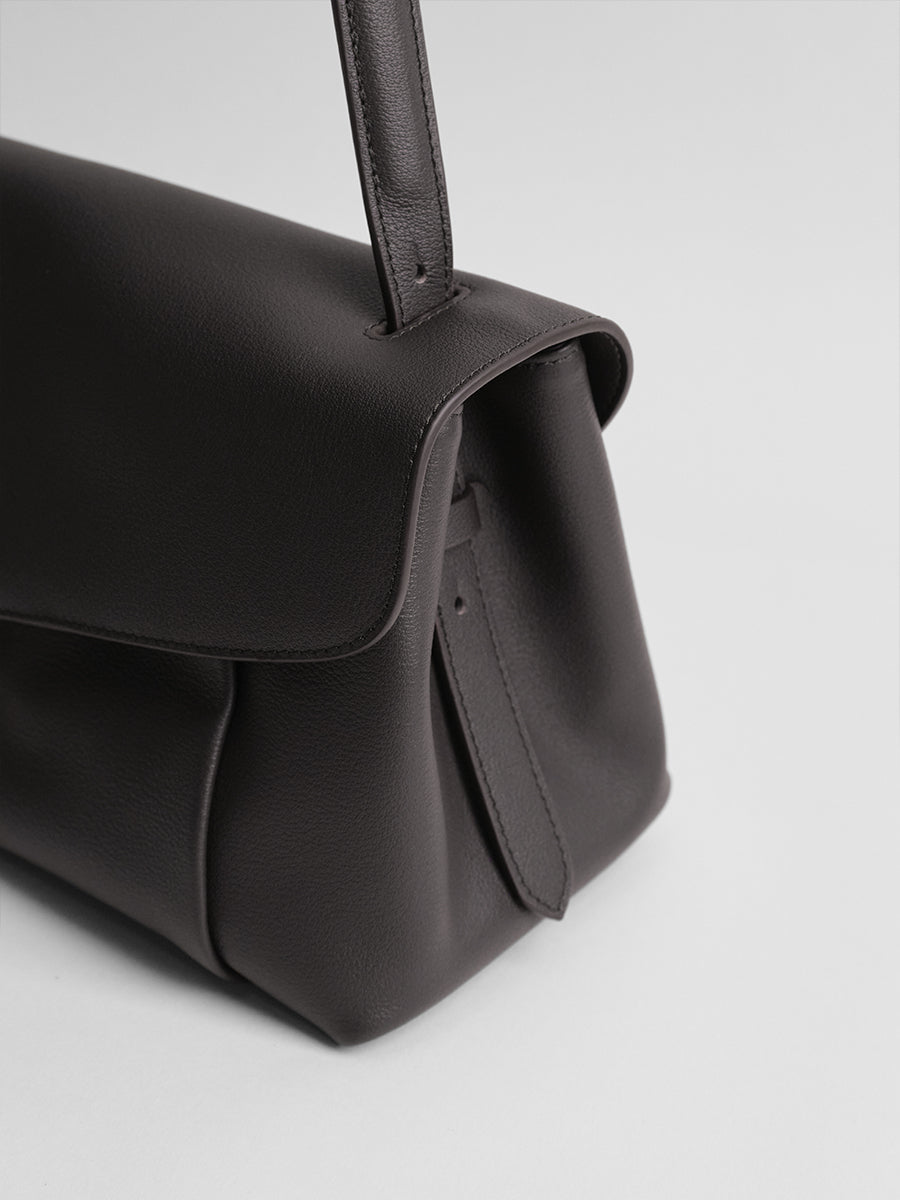 First-layer cowhide underarm bag