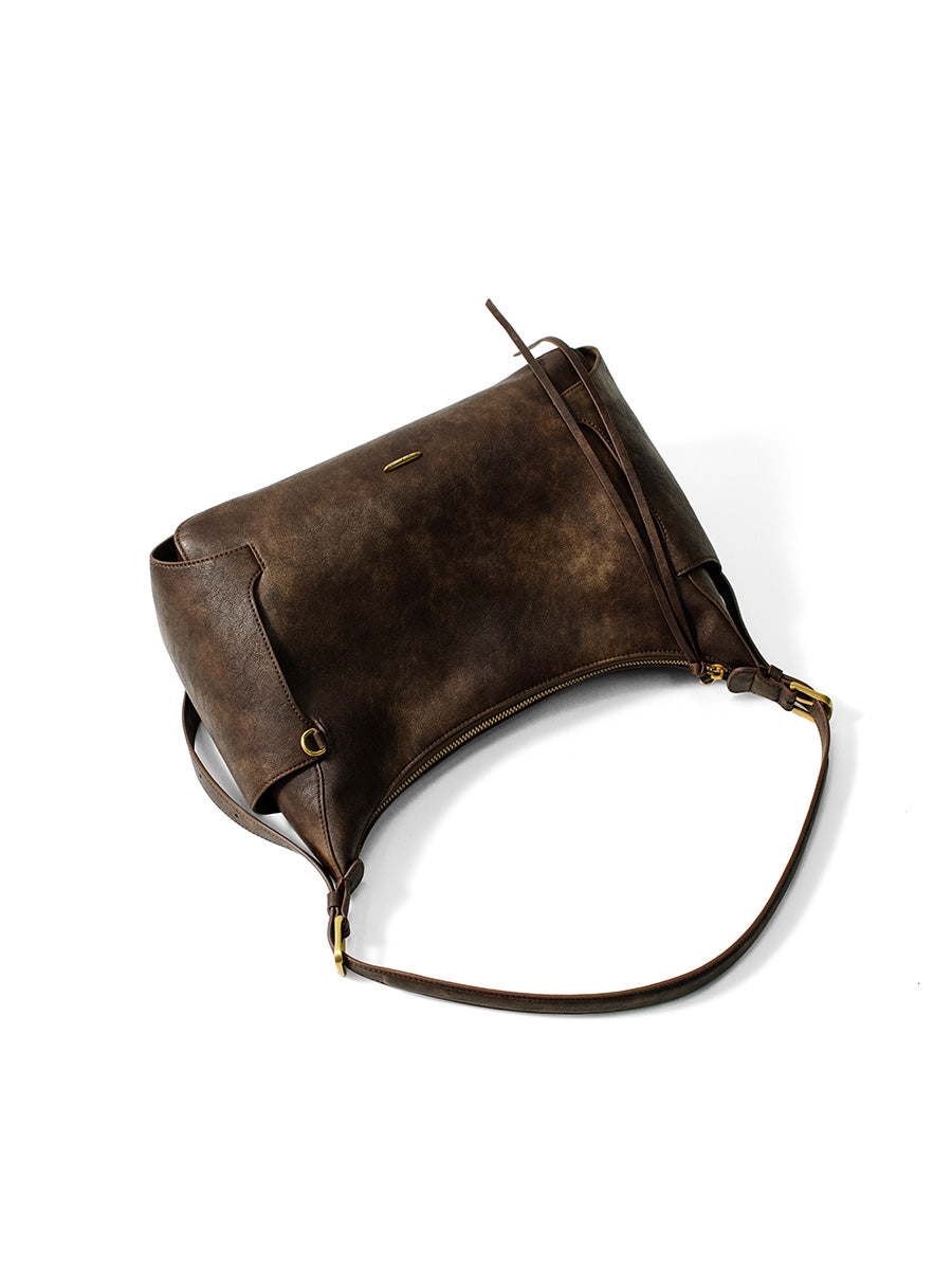 Retro and versatile hobo bag